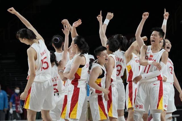 中国女篮队员，中国女篮队员李梦简介？